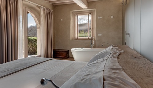 Luxury Room