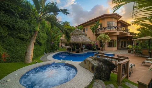 House, Multiple Beds (Casa Oasis)