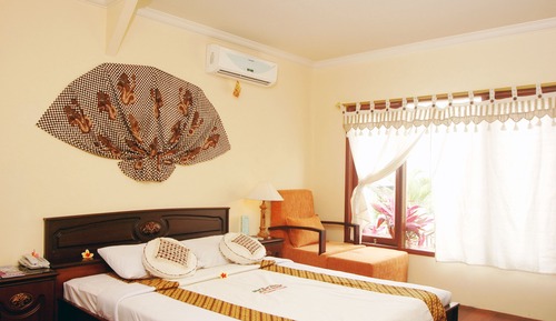 Room (Cabana)