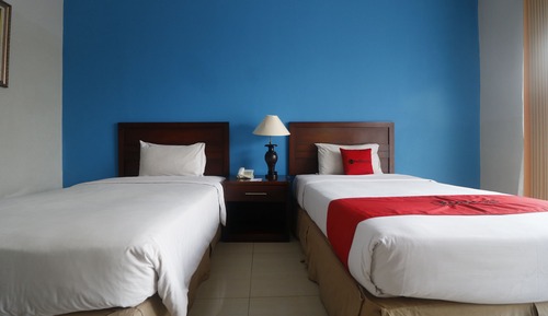 Basic Twin Room