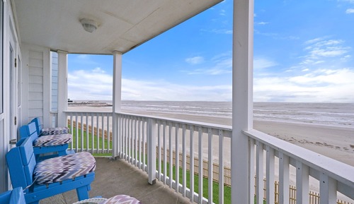 Condo, 2 Bedrooms
