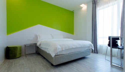 Deluxe Room (With View)
