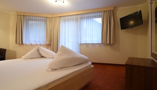 Apartment, 2 Bedrooms (3)