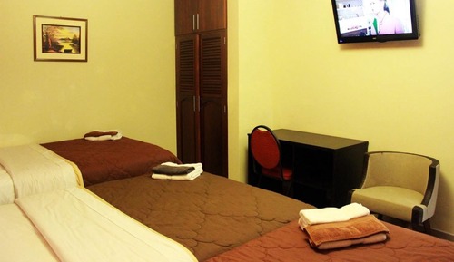 Triple Room