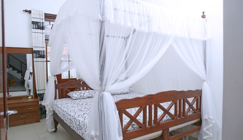 Double Room, Garden View (Air Conditioning)