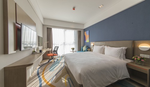 Standard Room, 1 King Bed