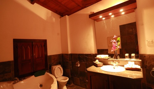 Holland Suite