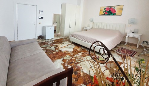 Standard Suite