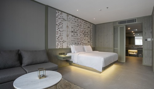 Lagoon Suite