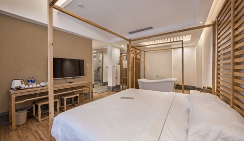 Luxury Quadruple Room, 2 Bedrooms, Connecting Rooms