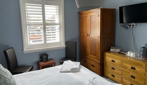 Standard Double Room, Ensuite, Harbor View (2nd flr King room)
