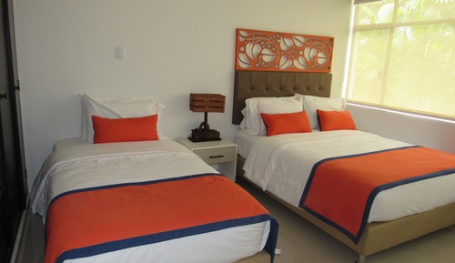 Basic Triple Room, 1 Bedroom, Non Smoking, Garden View