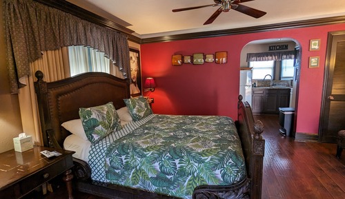 Executive Suite