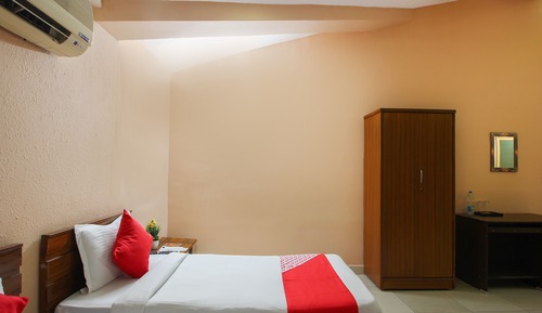 Deluxe Double or Twin Room, 1 King Bed