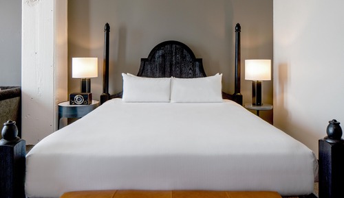 Family Room, Multiple Beds