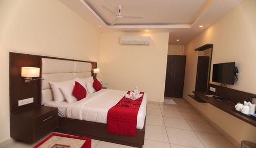 Superior Room, 1 King Bed