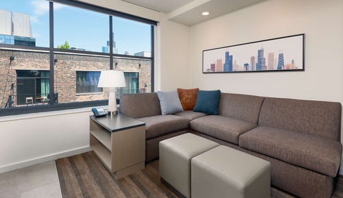 Studio Kitchen Suite | King Bed (plus sofa bed)
