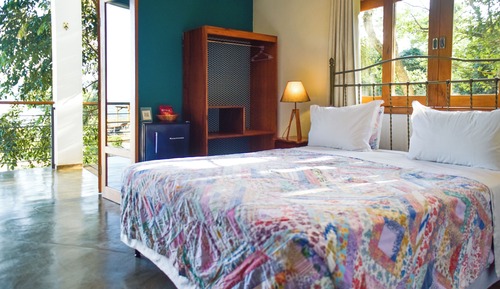 Premier Double Room, 1 Queen Bed, Patio