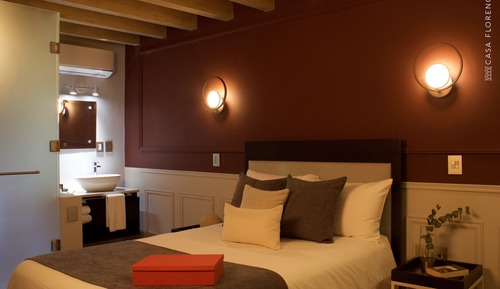 Deluxe Room, 1 Queen Bed (Azahar)
