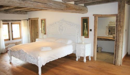 Superior Suite, Ensuite, Courtyard View (Max 2 adults + 2 children)