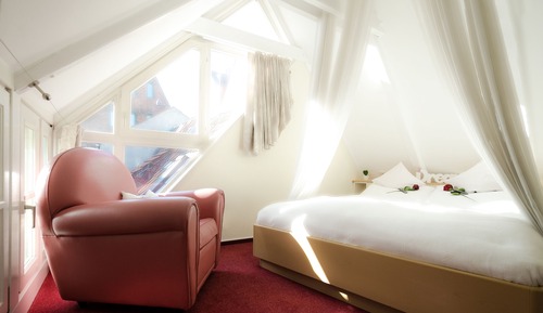 Comfort House, 1 Queen Bed, Non Smoking, City View