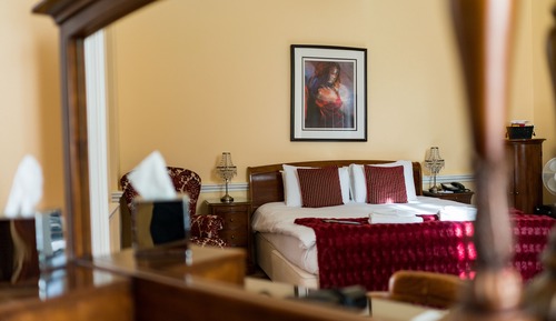 Junior Suite (not dog friendly)