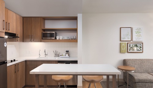 Suite, 1 Bedroom (Mobility/Hearing Access, Roll-In Shwr)