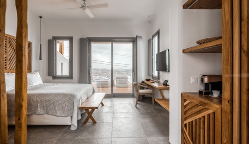 Deluxe Suite, Jetted Tub, Sea View