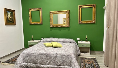 Royal Double Room Single Use, Ensuite, Mountainside