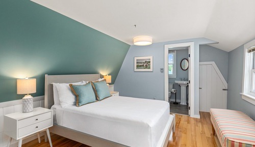 Cove Side Cottage (two bedroom)