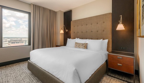 Standard Room, 1 King Bed, Non Smoking