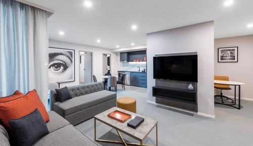 One-Bedroom Apartment
