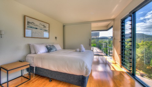Exclusive House, 3 Bedrooms, 2 Bathrooms, Mountain View