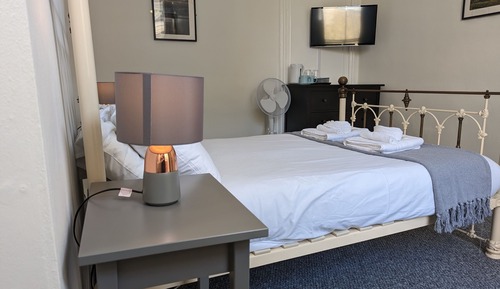 Double Room, Shared Bathroom, Garden View (Room 3)