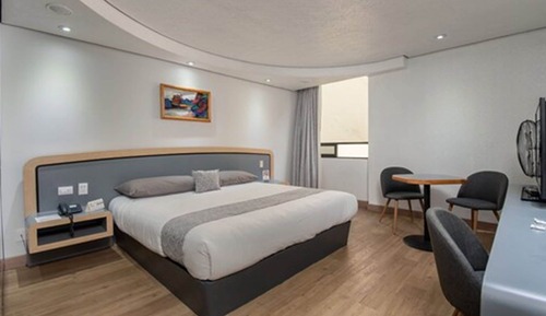 Single Room, 1 King Bed, Non Smoking