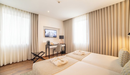 Standard Double Room, 2 Twin Beds