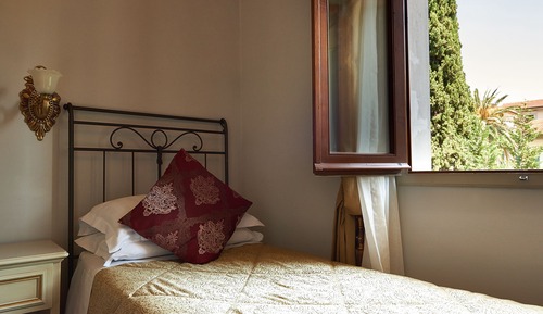 Economy Single Room