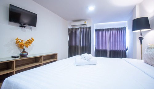 Premium Studio Suite, 1 Double Bed, Bathtub