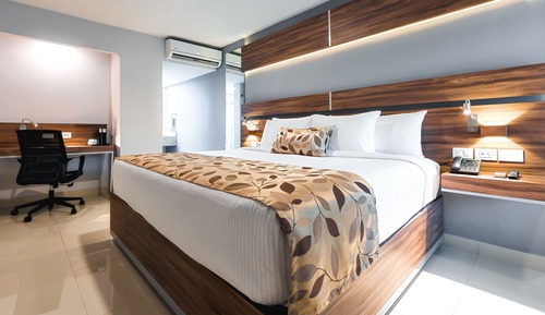 Standard Room, 1 Queen Bed, Non Smoking