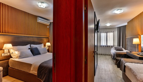 Family Quadruple Room, Multiple Beds, Non Smoking, City View