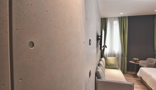 Superior Double or Twin Room, Non Smoking, Canal View