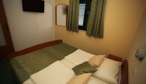 Family Room, Balcony