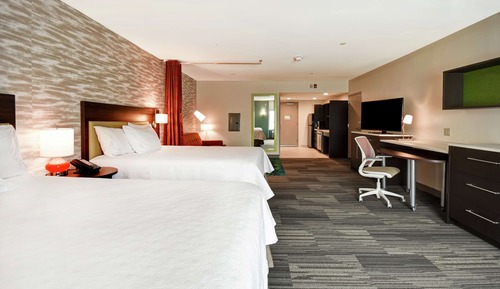 Studio, 2 Queen Beds, Accessible (Hearing)