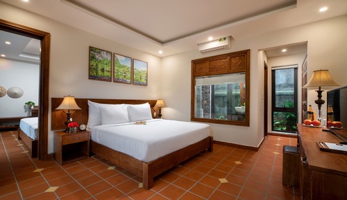 Family Connecting Rooms, Garden View