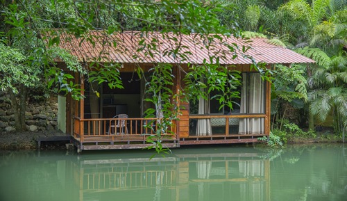 Superior Bungalow, Multiple Beds, Non Smoking, Lake View