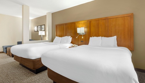 Suite, 2 Queen Beds, Non Smoking