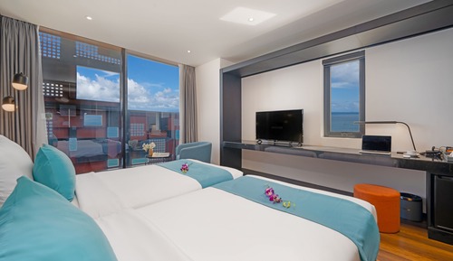 Premier Twin Room with Sea View