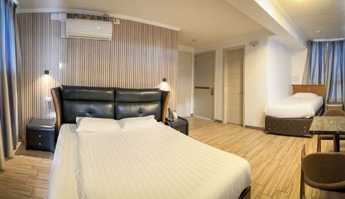 Deluxe Room, 2 Bedrooms, Non Smoking