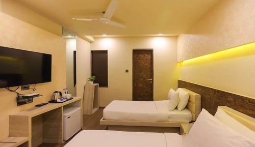 Deluxe Double or Twin Room