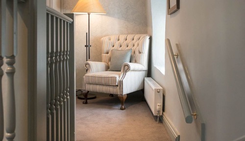 Suite, Mountain View (The Horse & Farrier)
